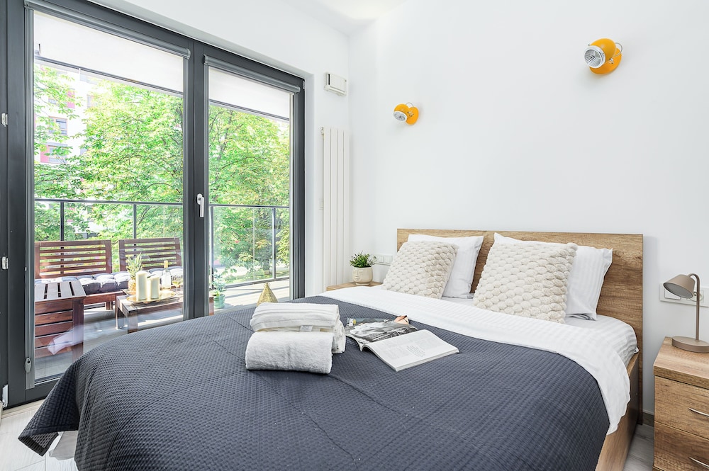 Lumina spacious apartments in Warsaw