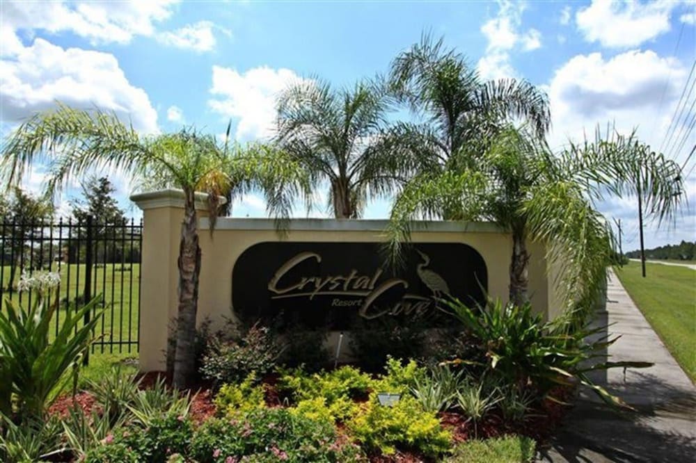 4736 Family Home Near Disney Sea World