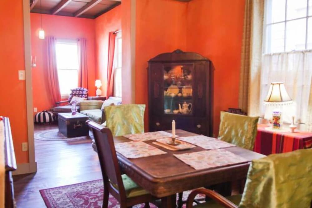 L'Auberge Inn