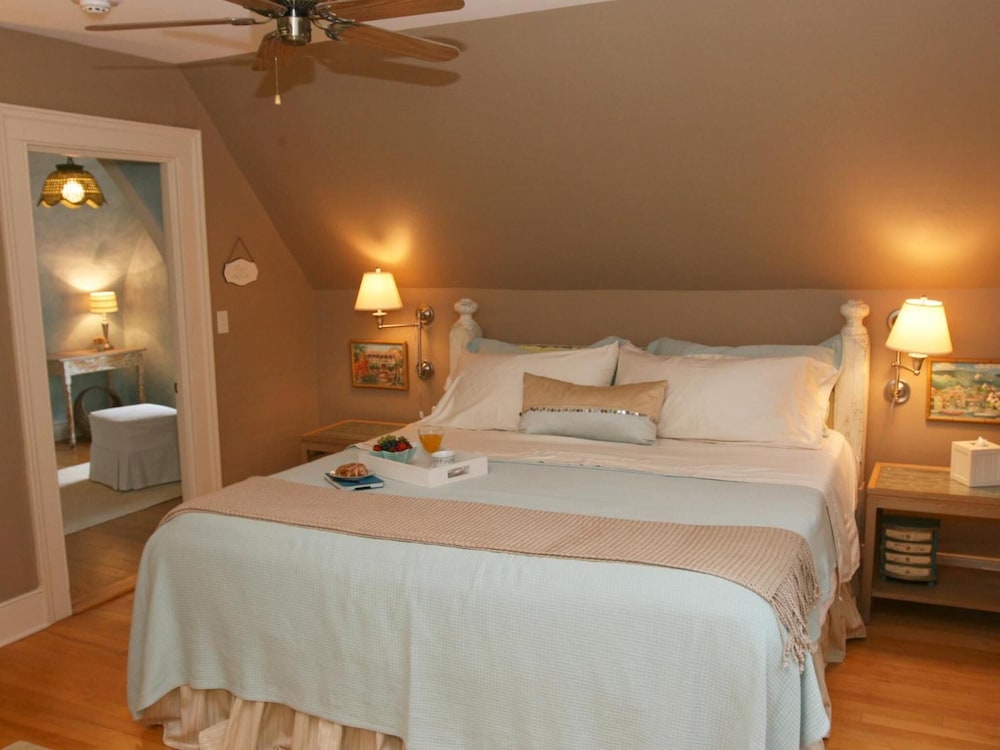 Dream House Country Inn