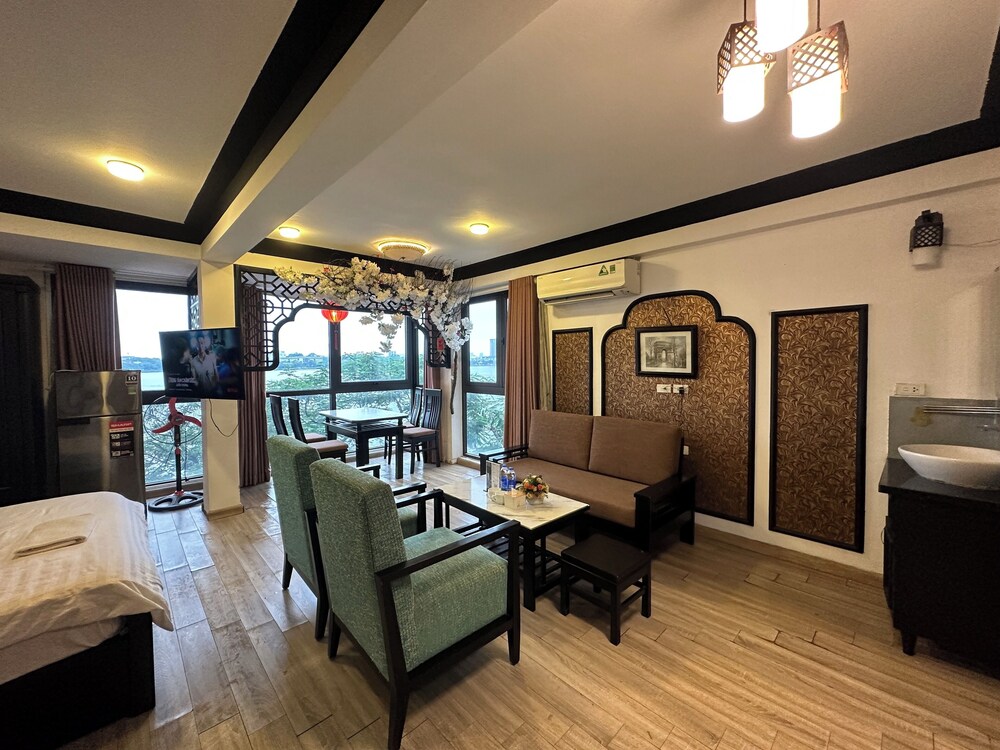Ala Home Vu Mien Lake View