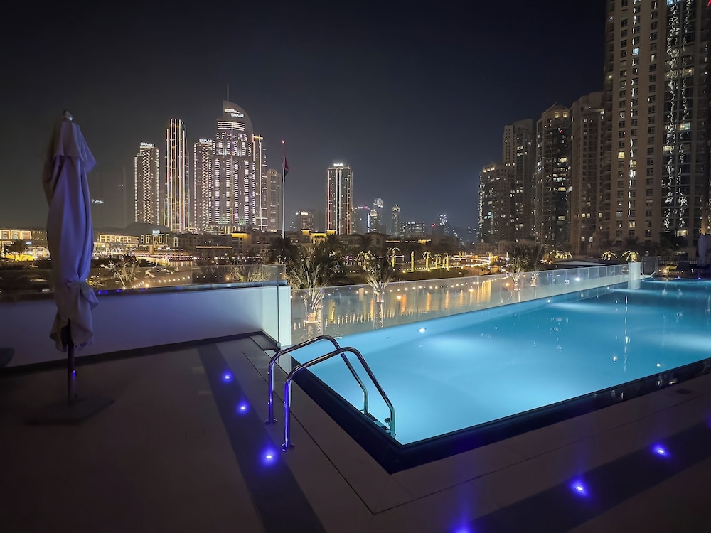 Skyline Grandeur I Burj & Fountain View