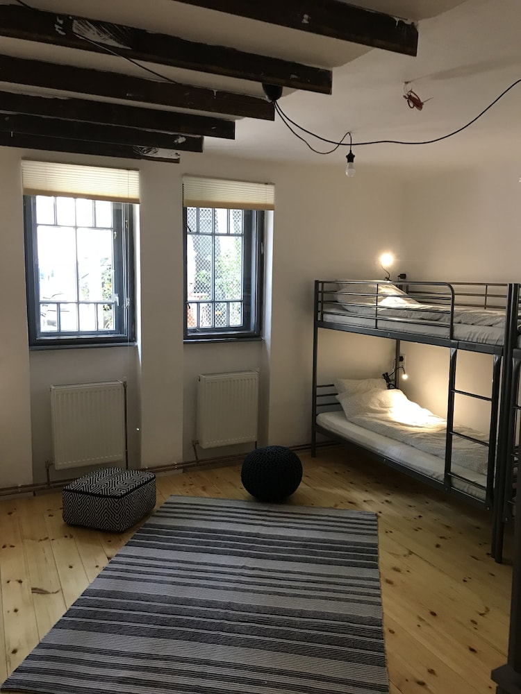 Passpartout Hostel