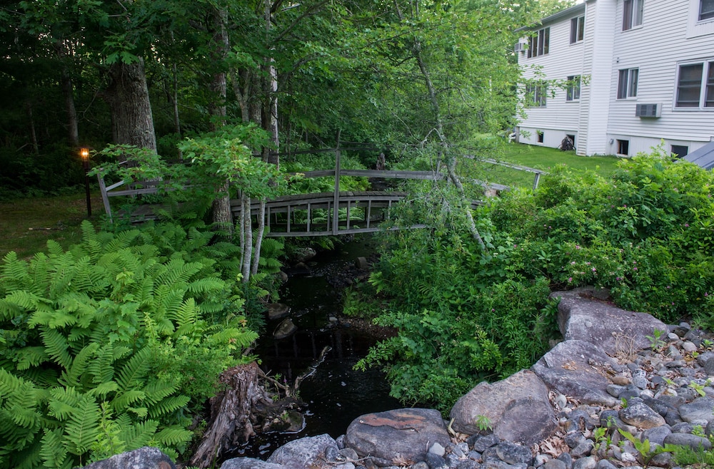 Harkness Brook Inn