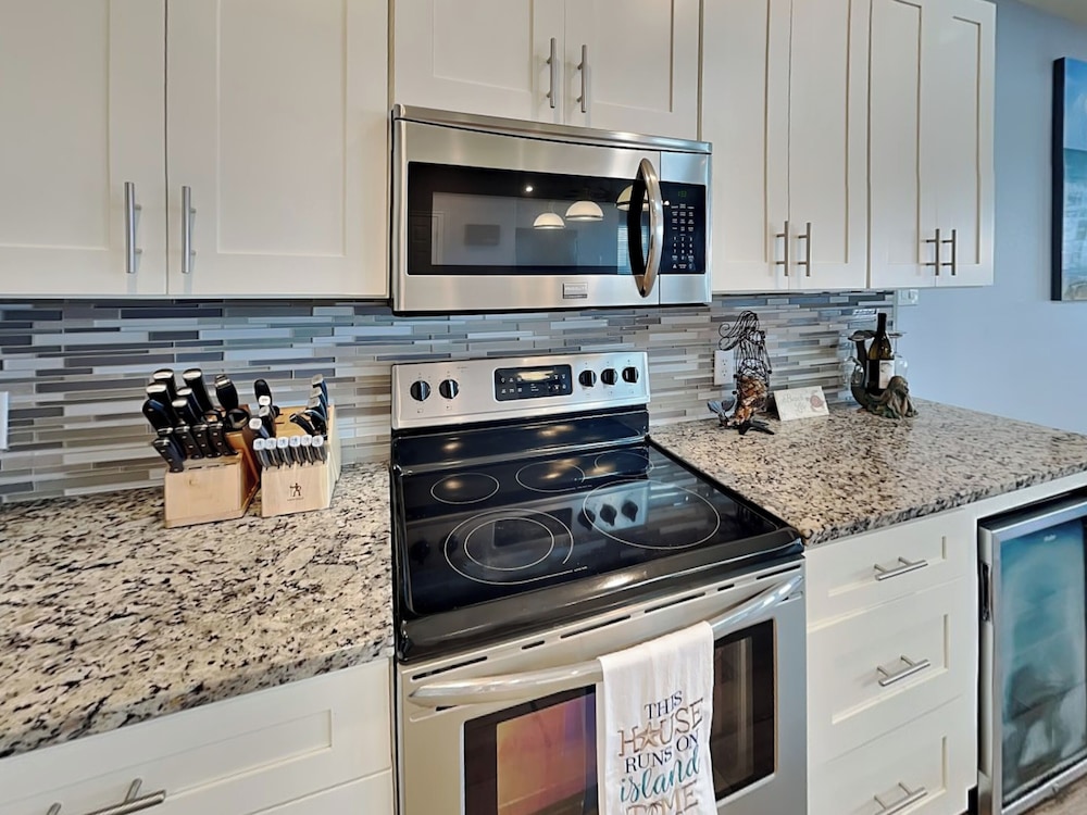 La Sirena by Silver Sands Vacation Rentals