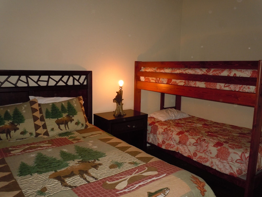 Snow Summit Townhouse Rentals & Sales