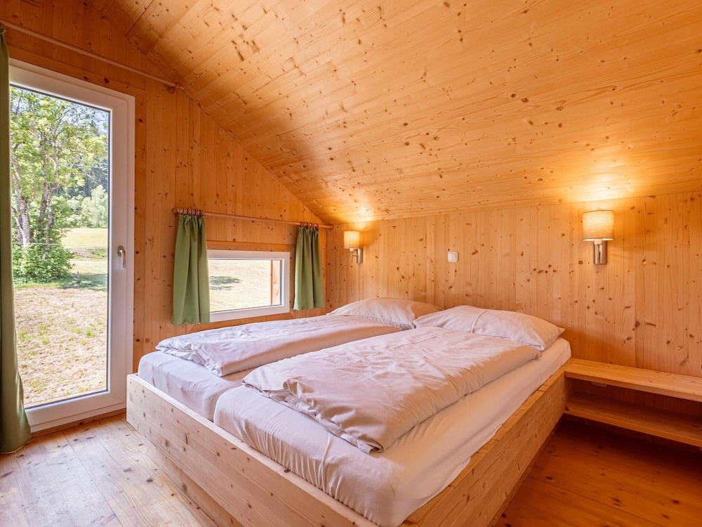 Modern Chalet With Infrared Sauna