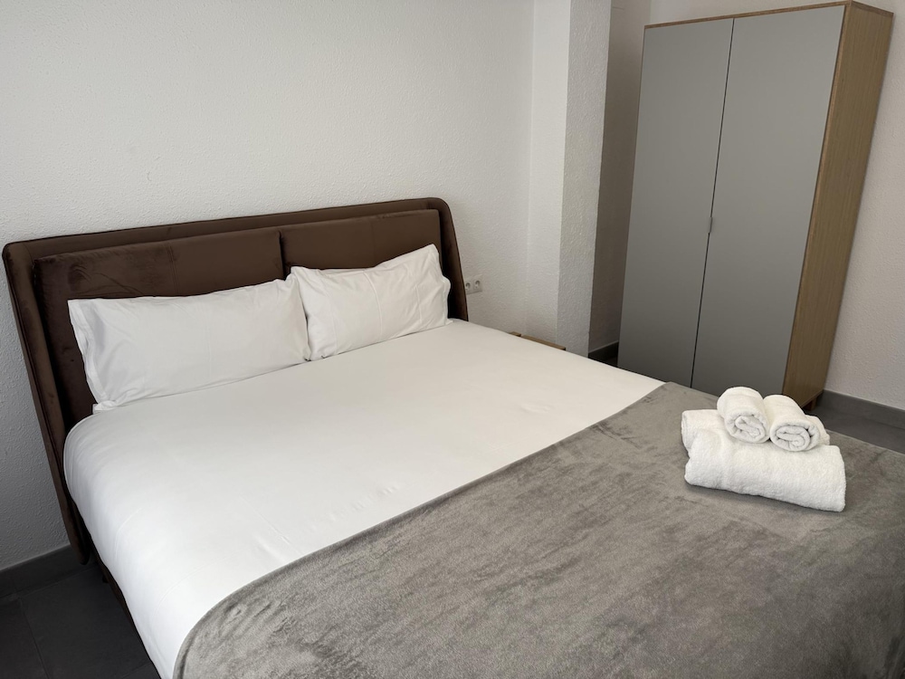 Apartamento 3 Dormitorios Centro DE LA Ciudad