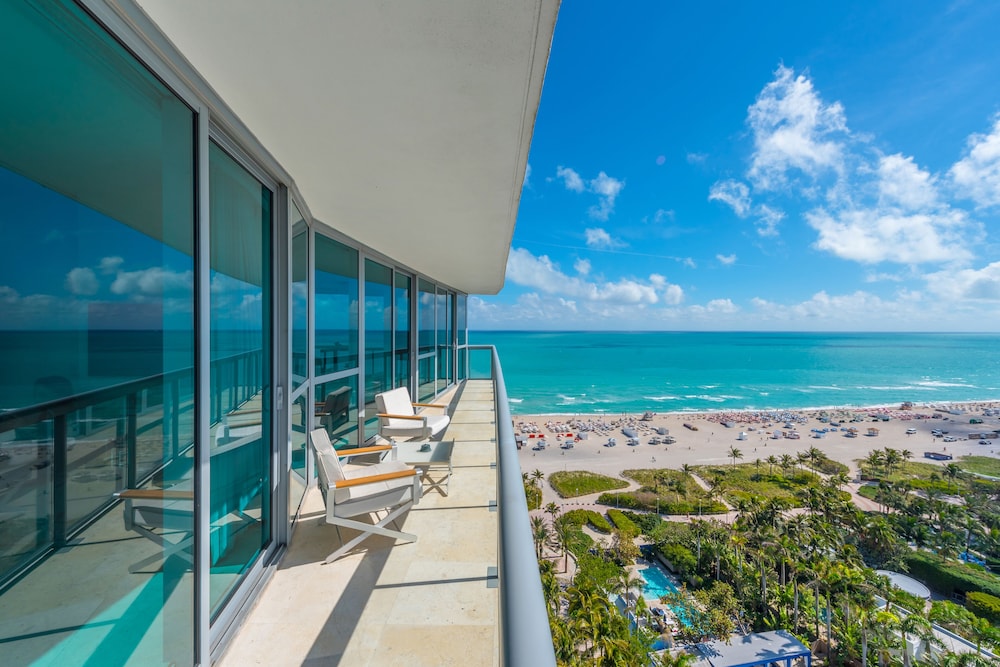 Luxury Vacation Rentals at The Setai by LRMB