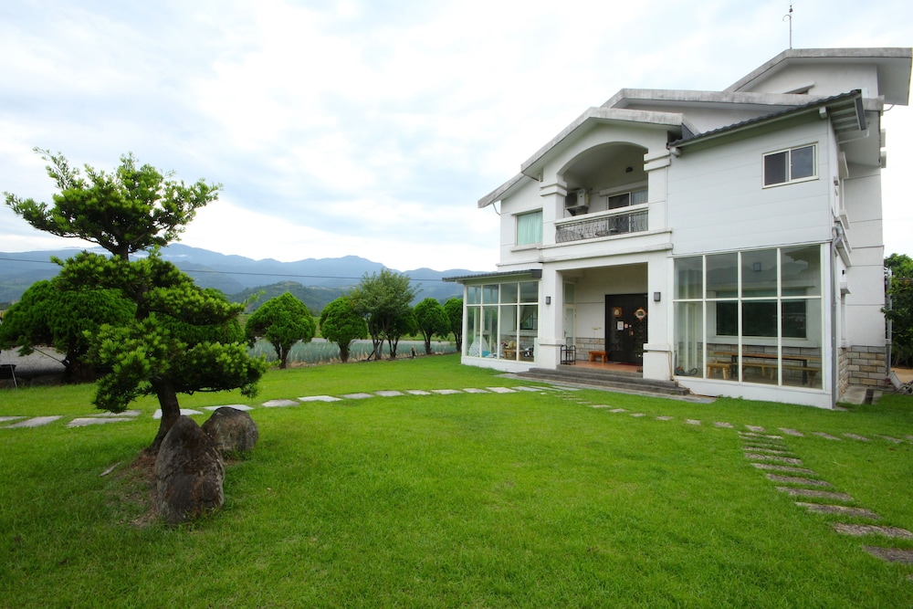 Star Home