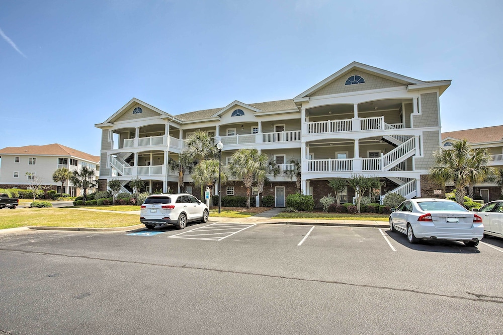 Barefoot Resort Condo w/ Pool, Tennis Court Access view 4