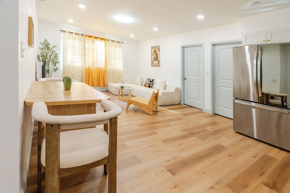 Cozy Stay near Fishtown & City Center