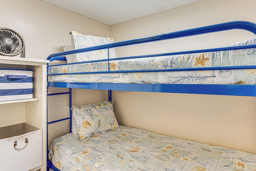 Oceanfront PCB Condo: Steps to Private Beach!