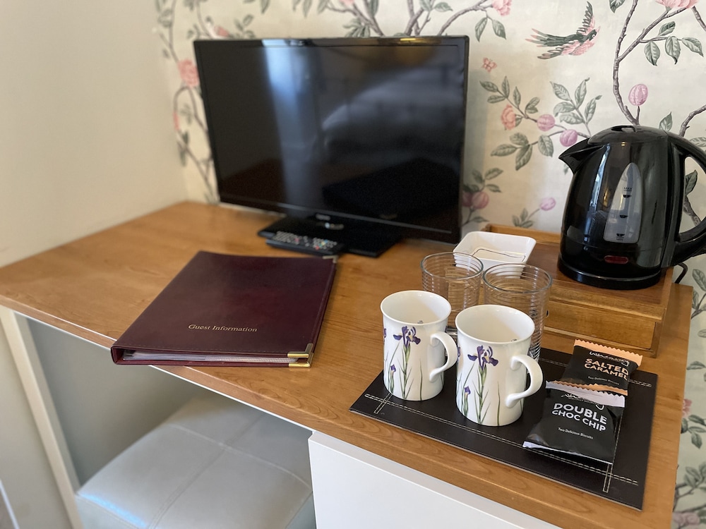 Lynton Vacations - Southcliffe Bed  Breakfast - Property Image 9