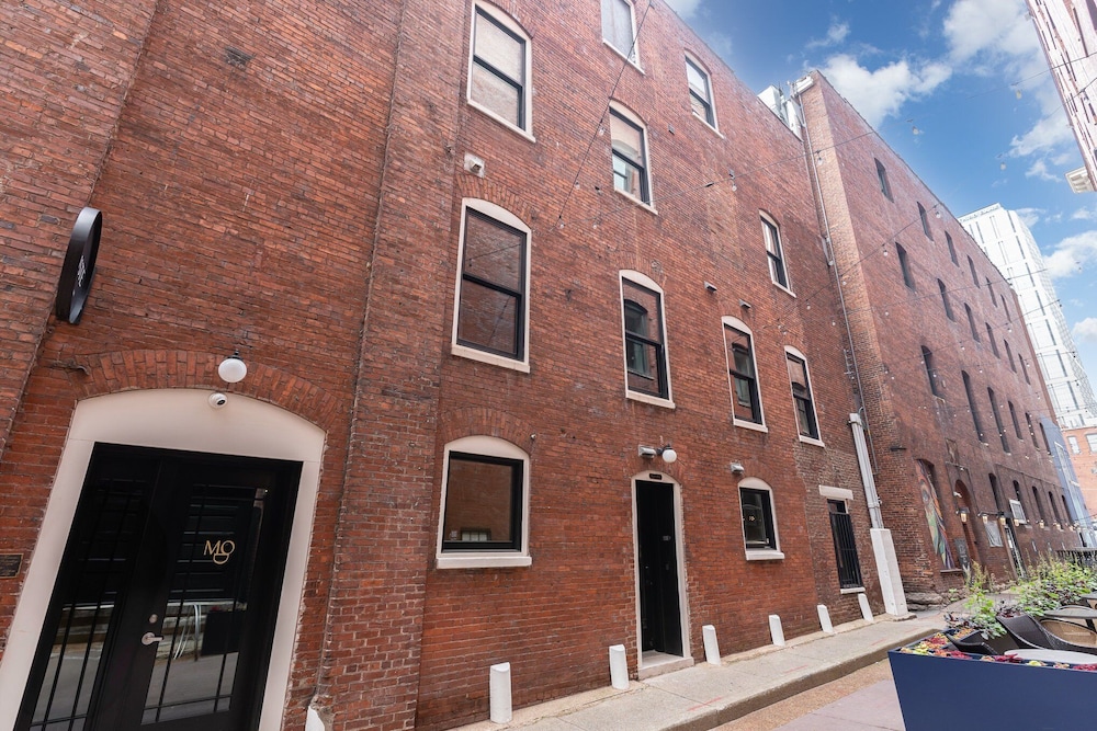 Maison Modiste - Walk to Broadway & Printers Alley