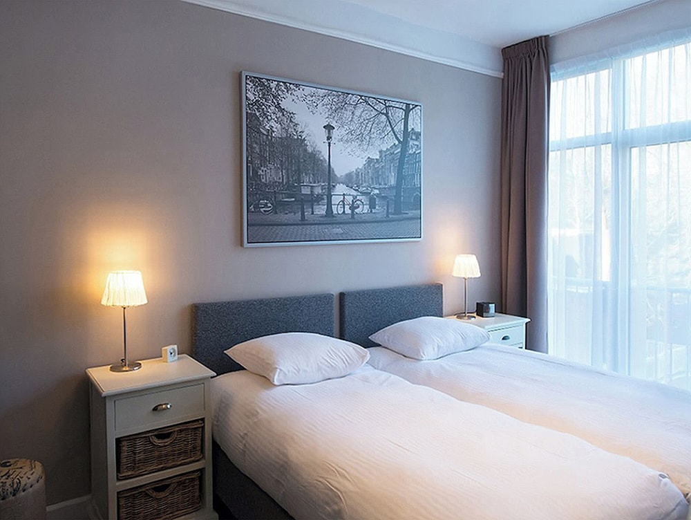Park Central Short Stay