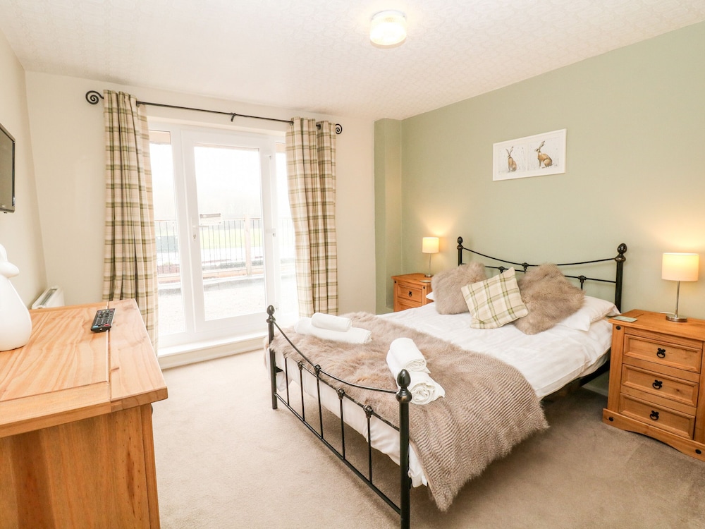 Hope Valley Vacations - Poacher's Arms - Property Image 55