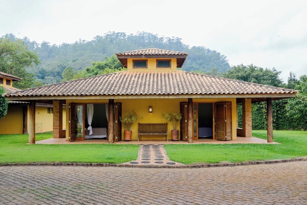 Casa de Campo c Piscina Academia Hidro e Wi-fi
