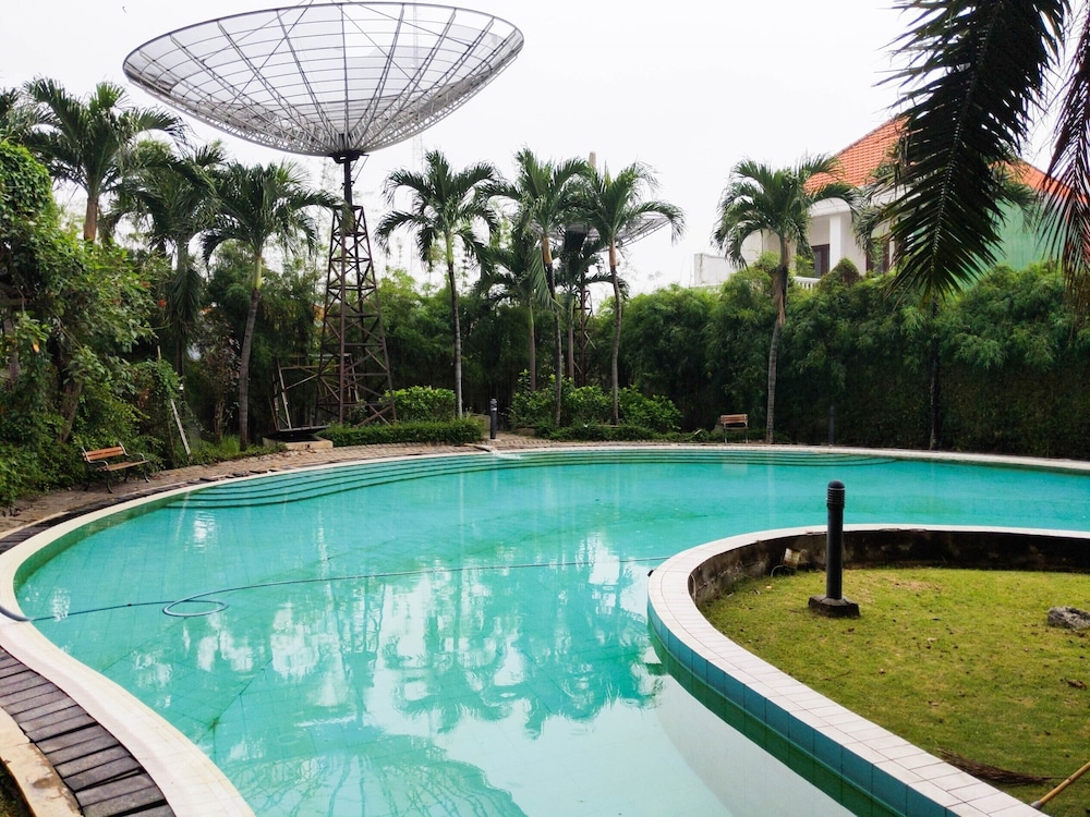 Best Deal 2Br Apartment At Taman Beverly