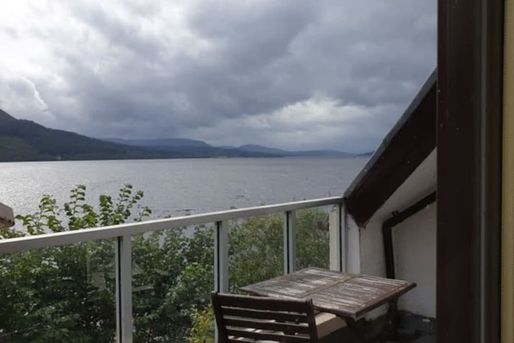 Loch Rannoch Highland Club Lochside Lodge 03
