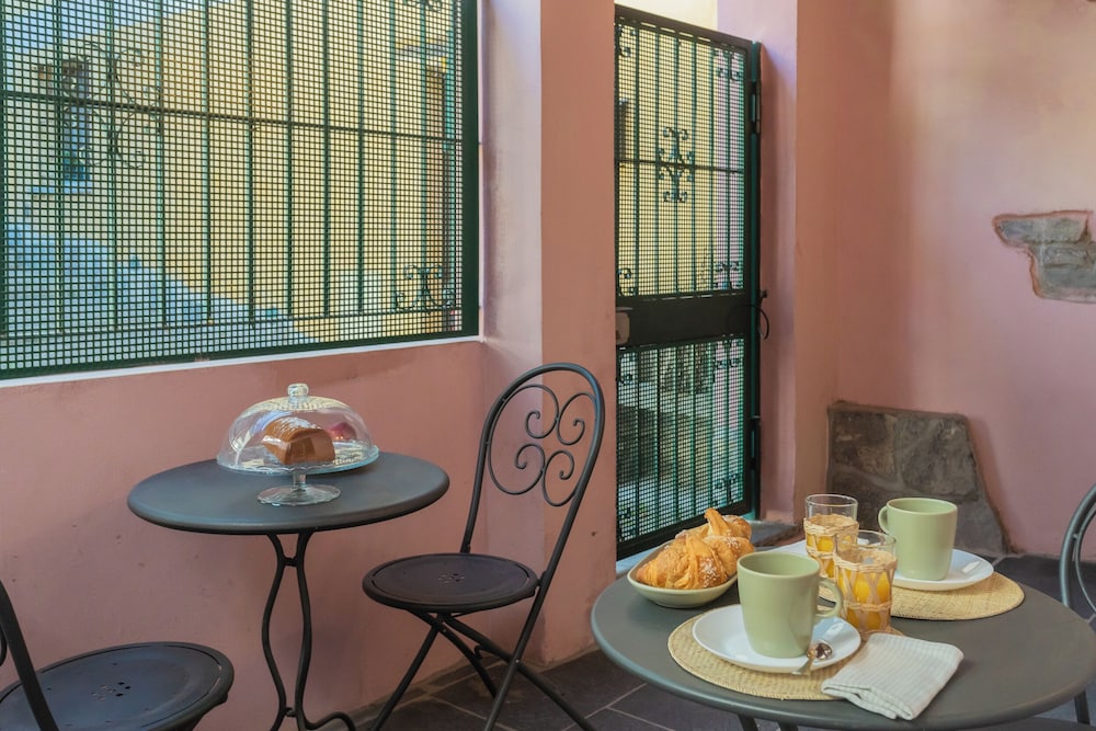 Emily's Holiday House - Authentic Lake Como by Rent all Como