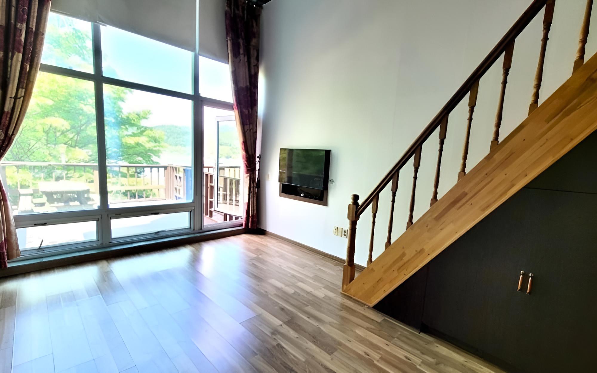 Danyang Dalbityang Pension view 2