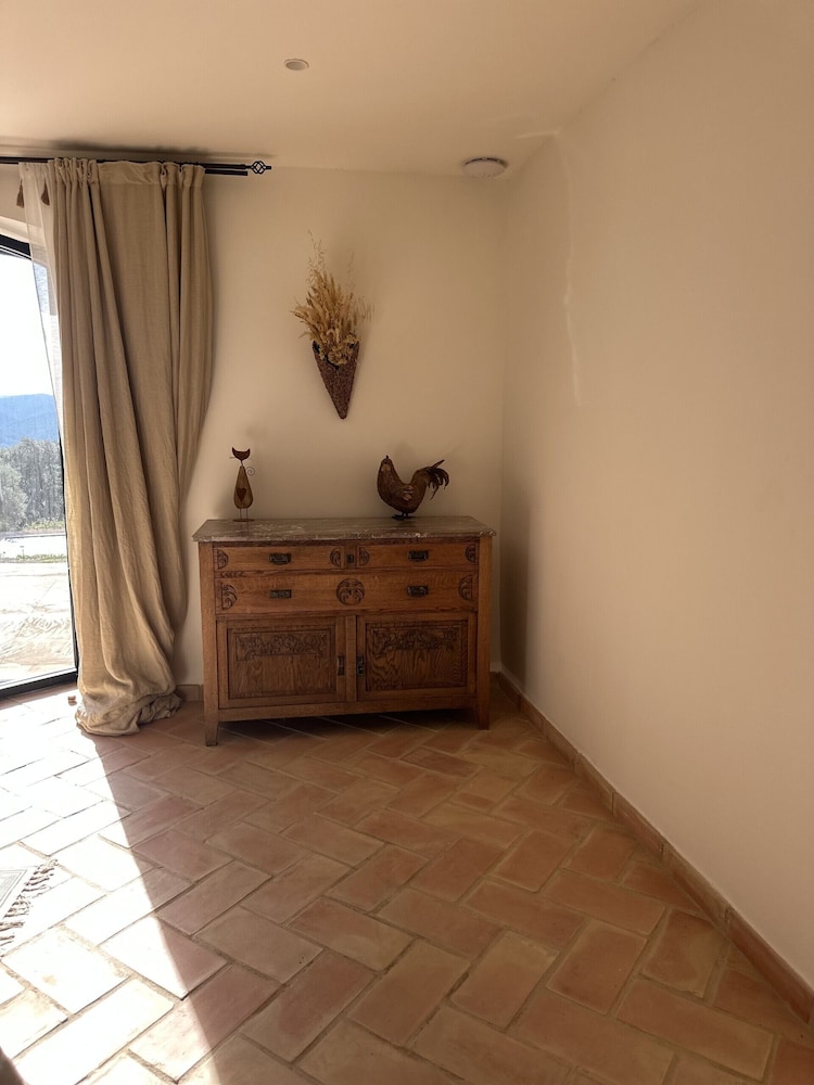 Mimosa Lodge