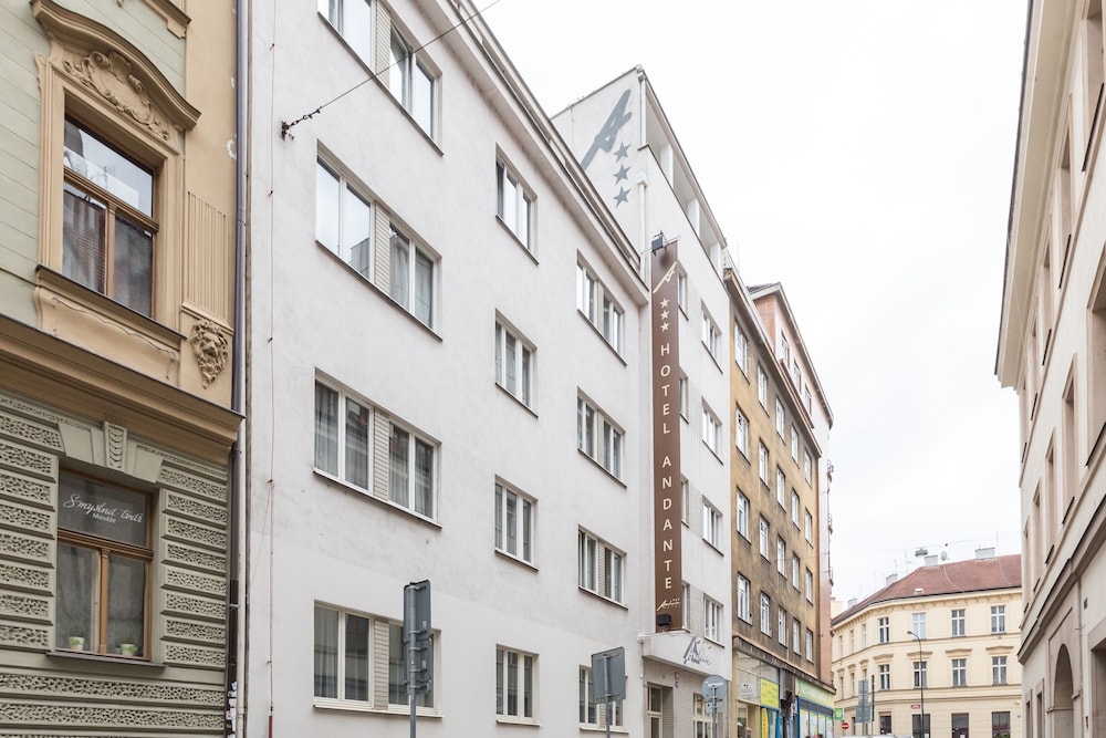 Andante Hotel