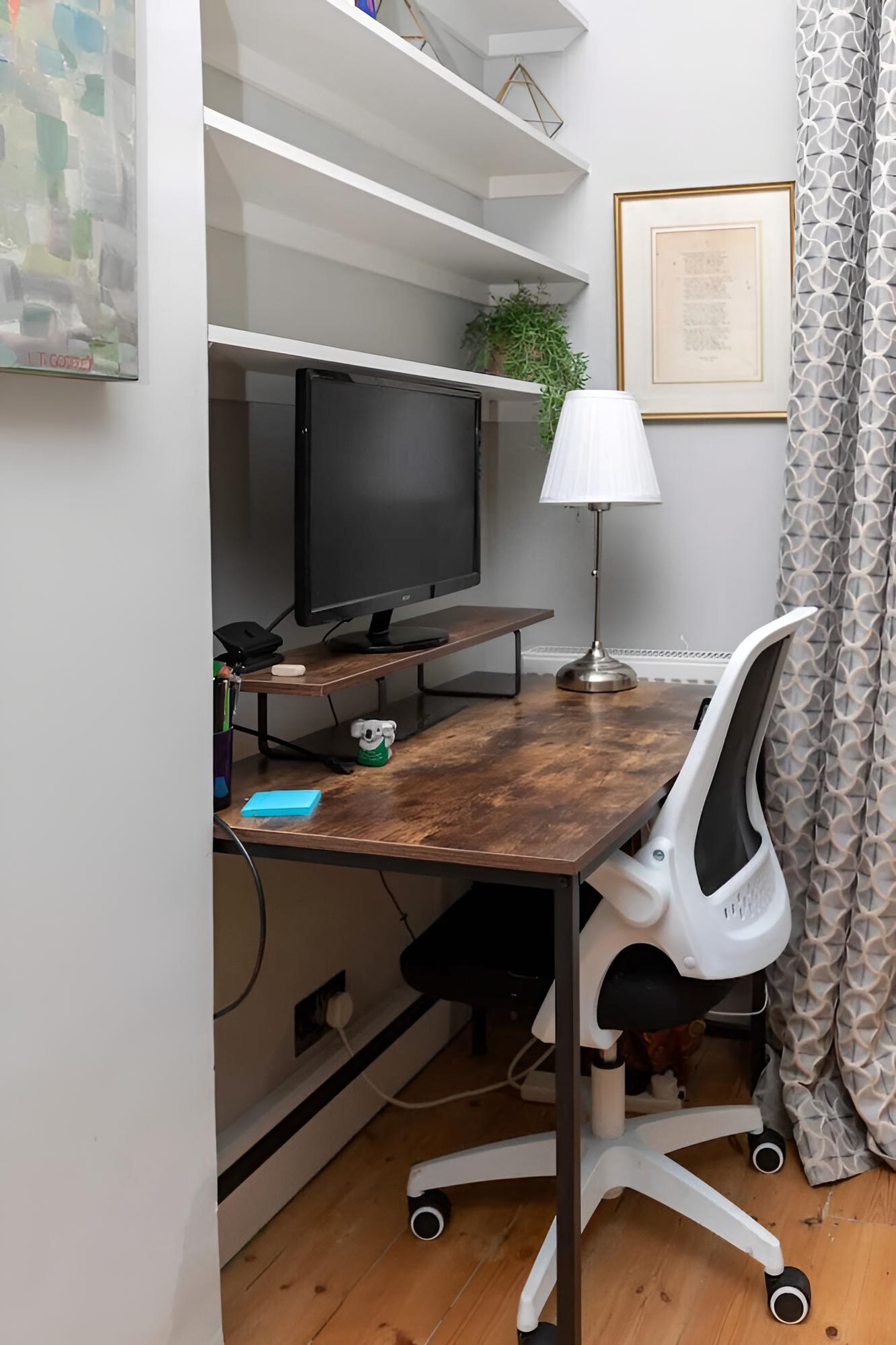 Vibrant 1BD Home With Outdoor Patio - Hammersmith!
