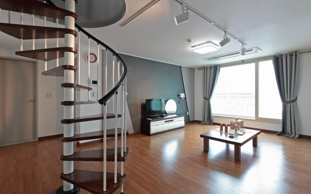 Pohang The 1 Resort