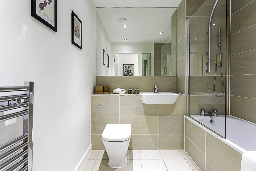 Beautiful Open Plan Garden Flat