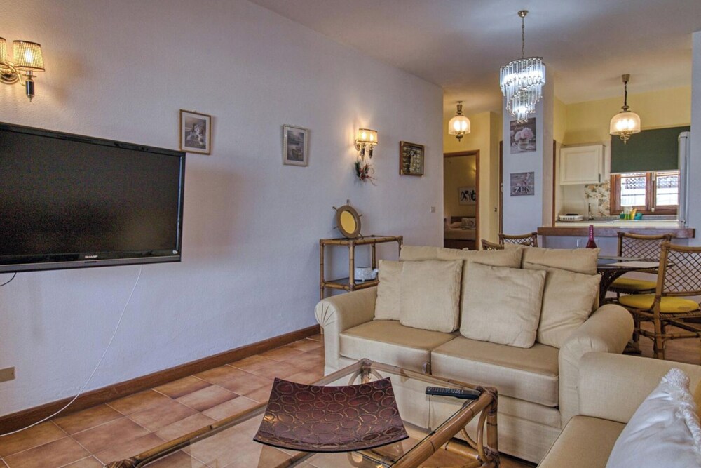 Ocean View-2 Bed-sleeps 4-marina
