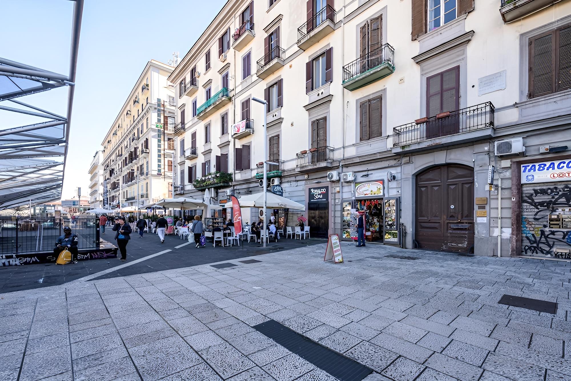 Piazza Garibaldi 118