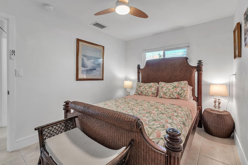 Indian Rocks Retreat