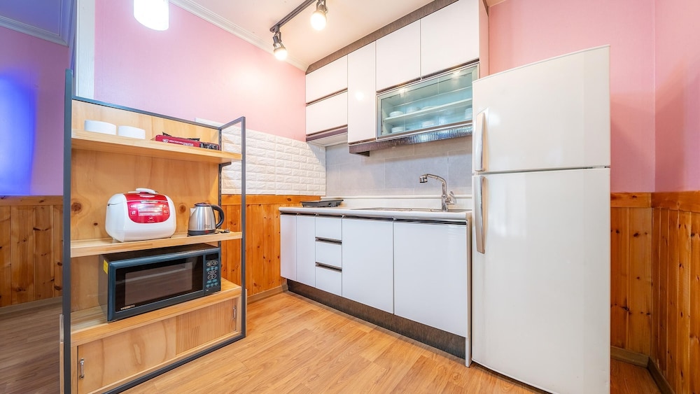 Chuncheon Namiseom pet Friendly Pension