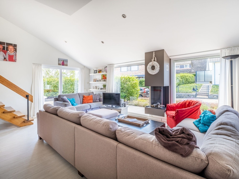 Villa in Koksijde With Sunny Terrace
