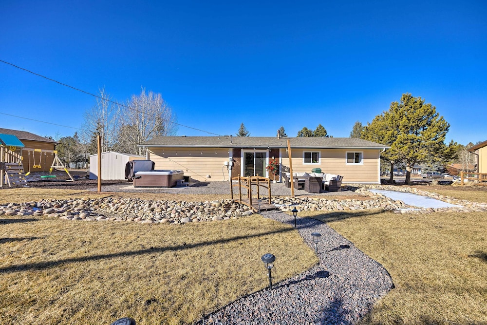 Hike, Bike & Fish: Gem w/ Hot Tub in Woodland Park view 4