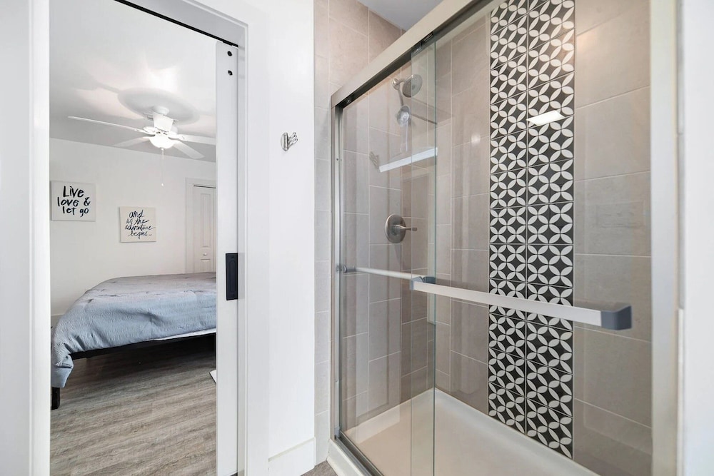 Pipedreams 333 8 Bedroom Home