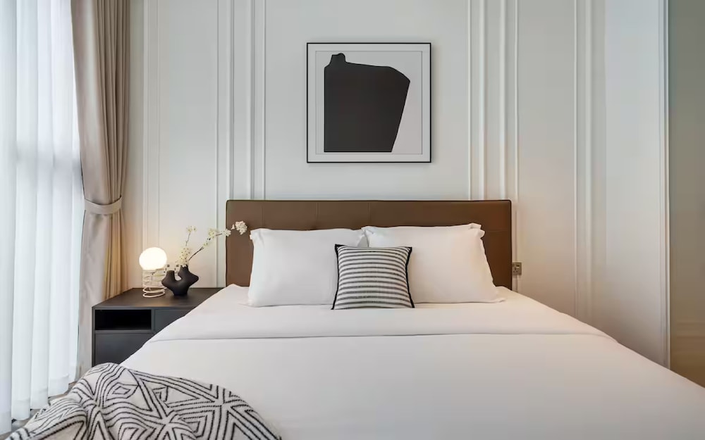 Sunny Lumiere Riverside Luxury Residence