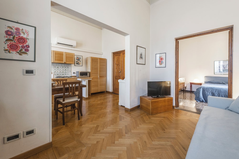 Casa Lisa by MMega