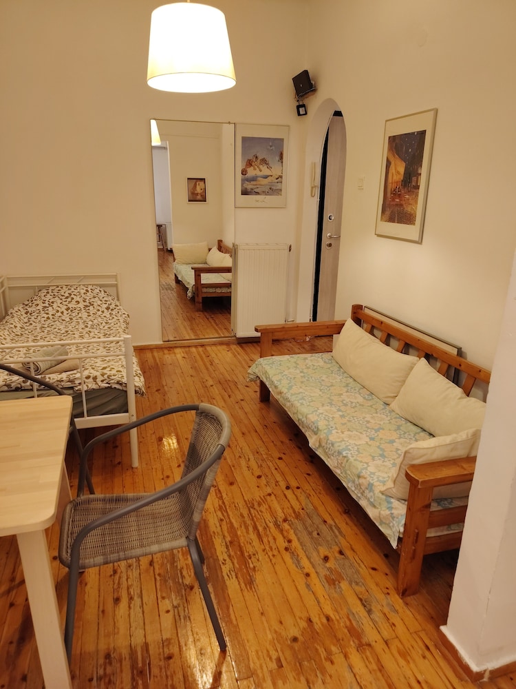 Cosy Open Large Studio By Galerious Parace D111