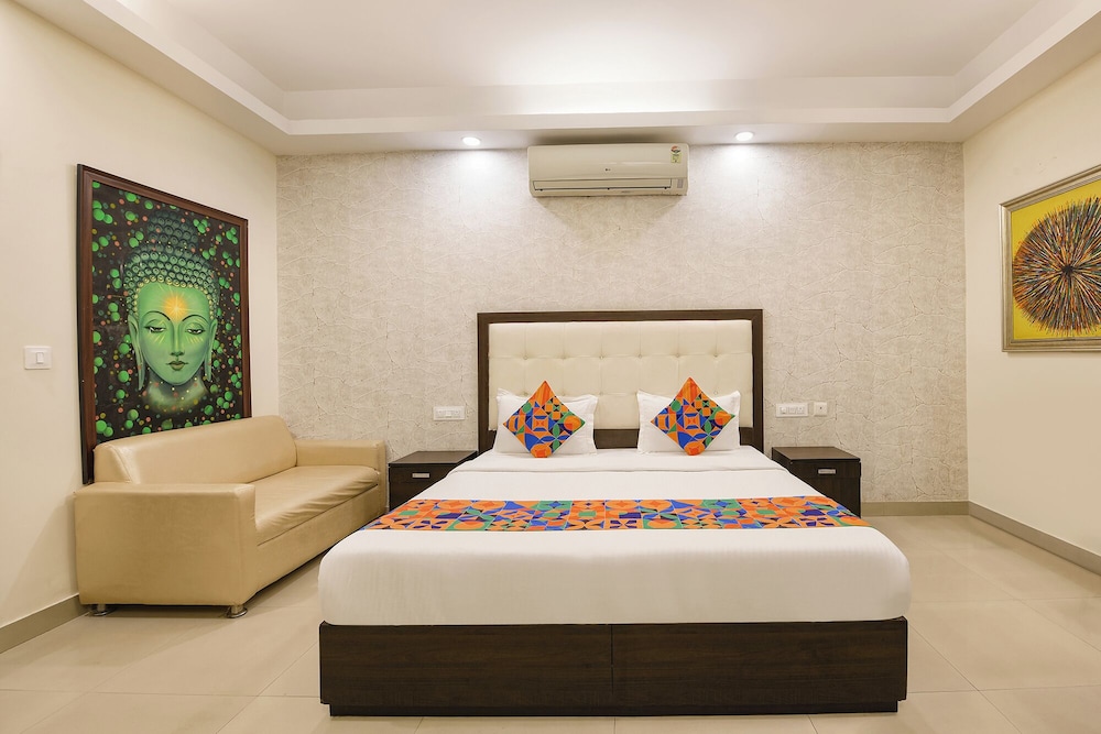 Fabhotel Harnoor House