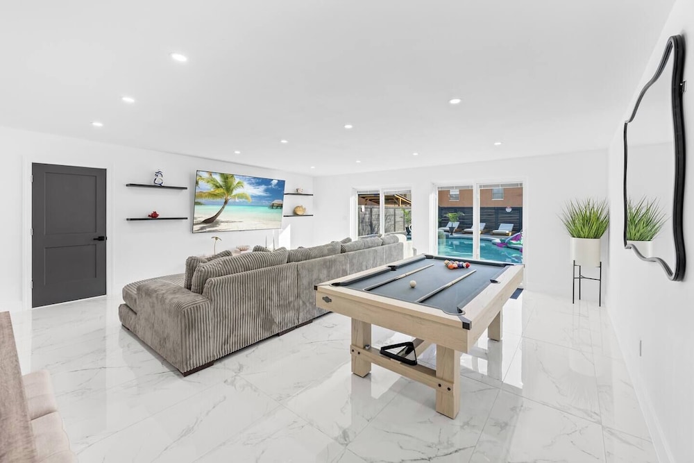 Luxury poolside paradise