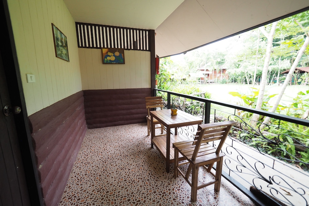 Phu Resort