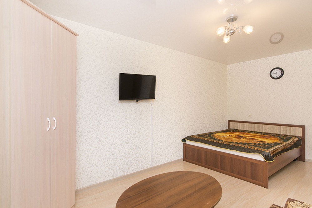 Apartments on Vostochnoy Ieropolis-3