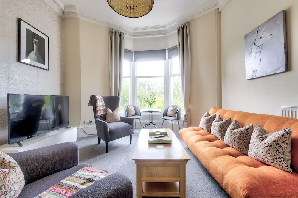 Maya's Glasgow Holiday Homes