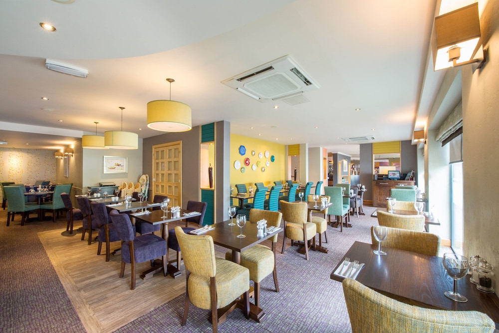 Premier Inn Poole North, photo 6