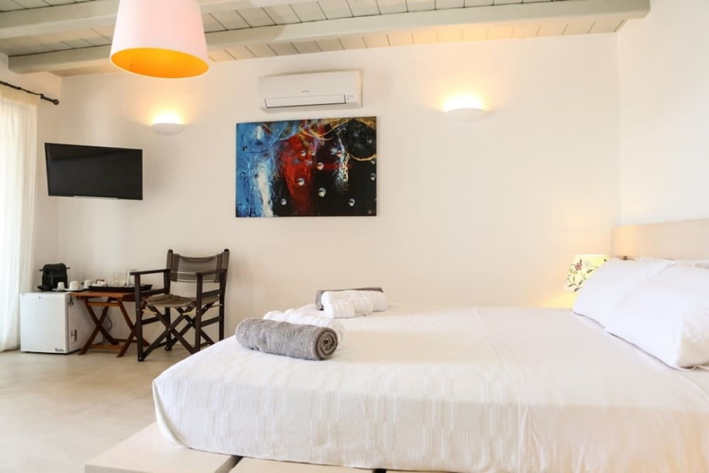 Casa di Mare: Luxury and Breathtaking Views in Mykonos view 2