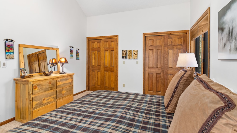 Aspen Brook Kyle Cabin By Estes Park Homes 4 Bedroom Home