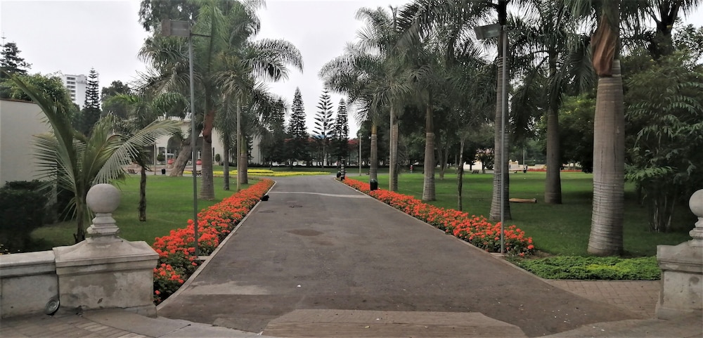 Eral Apartments Parque 1